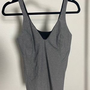 Lululemon V Neck Tank Light Gray Size 8